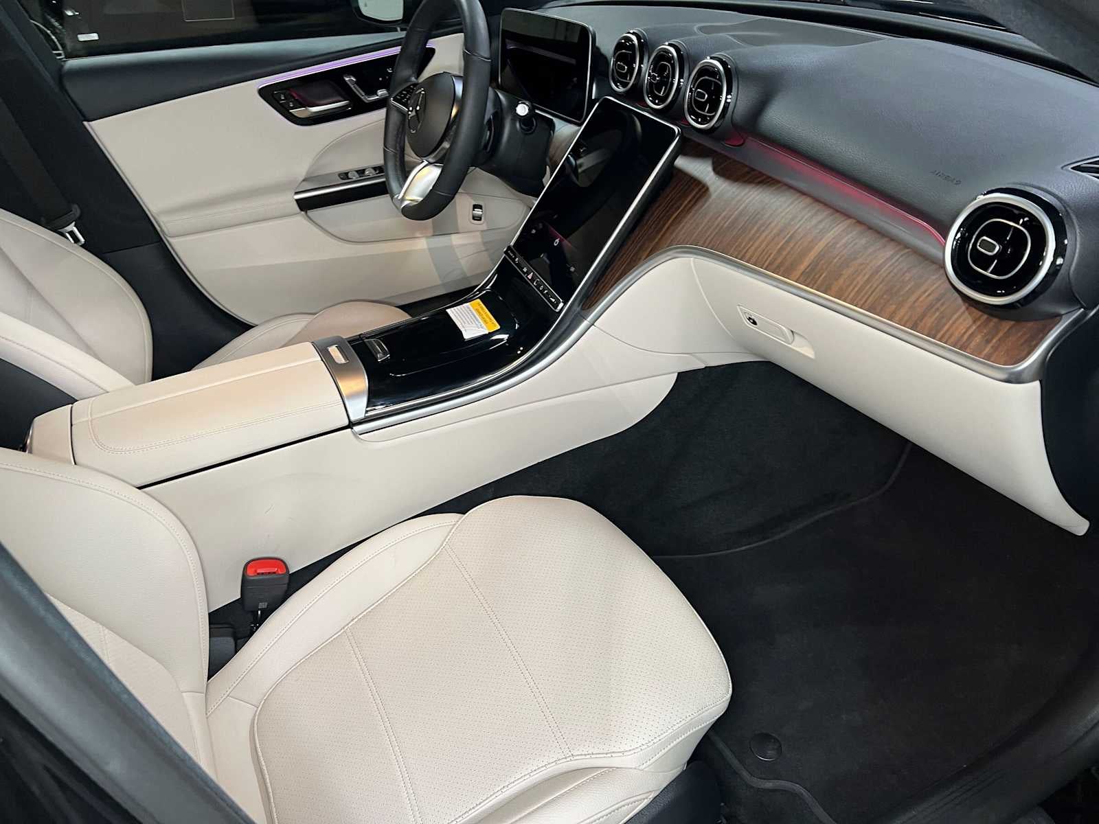 2026 Mercedes-Benz C 300 4MATIC® Sedan