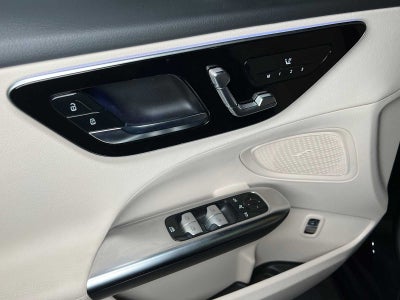 2026 Mercedes-Benz C 300 4MATIC® Sedan