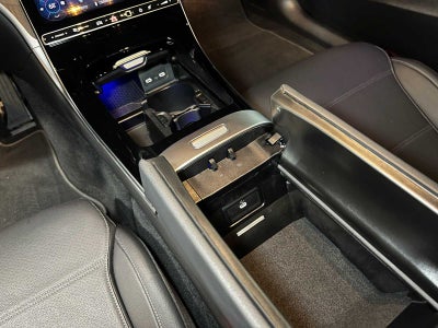 2025 Mercedes-Benz C 300 4MATIC® Sedan