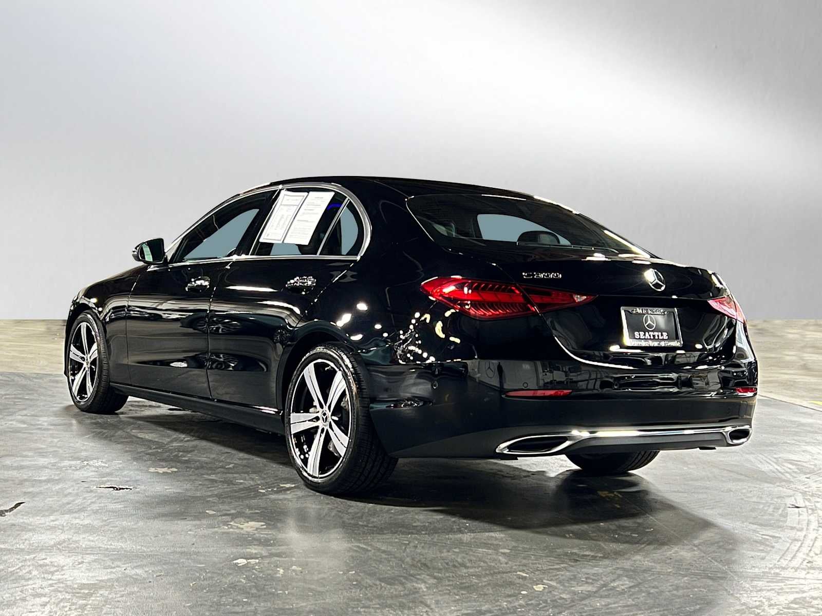 2025 Mercedes-Benz C 300 4MATIC® Sedan