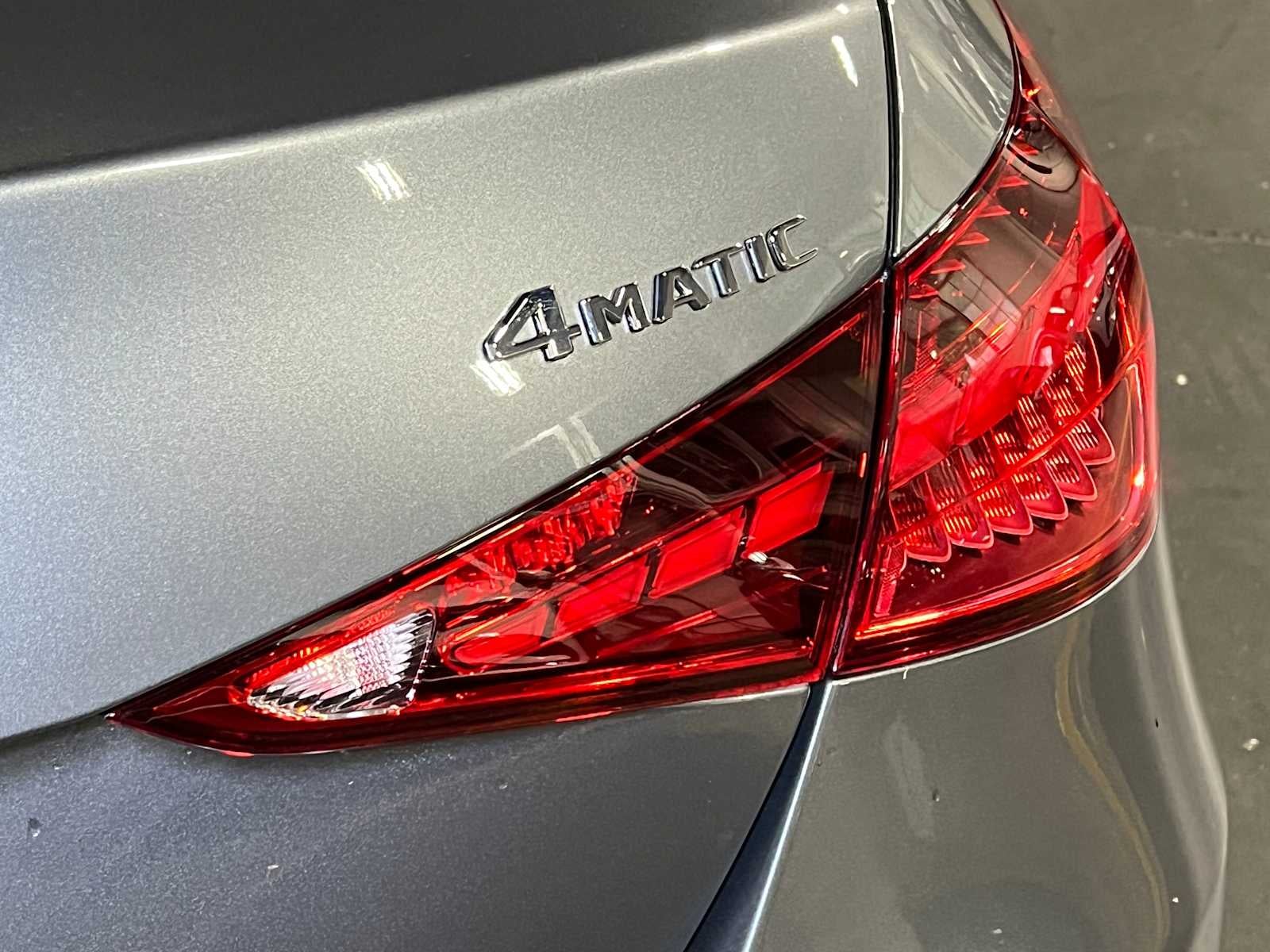 2025 Mercedes-Benz C 300 C 300