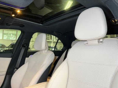 2025 Mercedes-Benz C 300 C 300