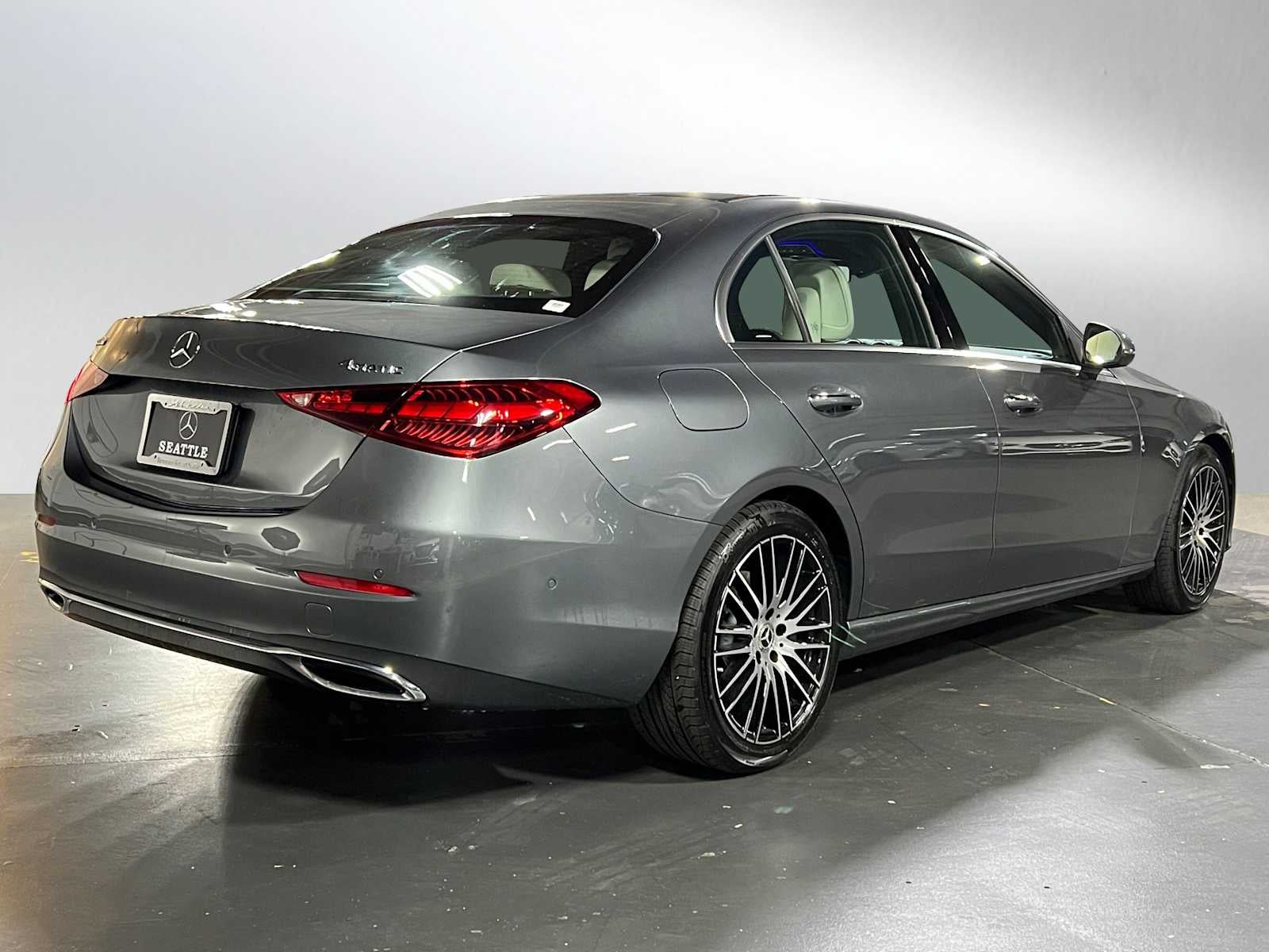 2025 Mercedes-Benz C 300 C 300