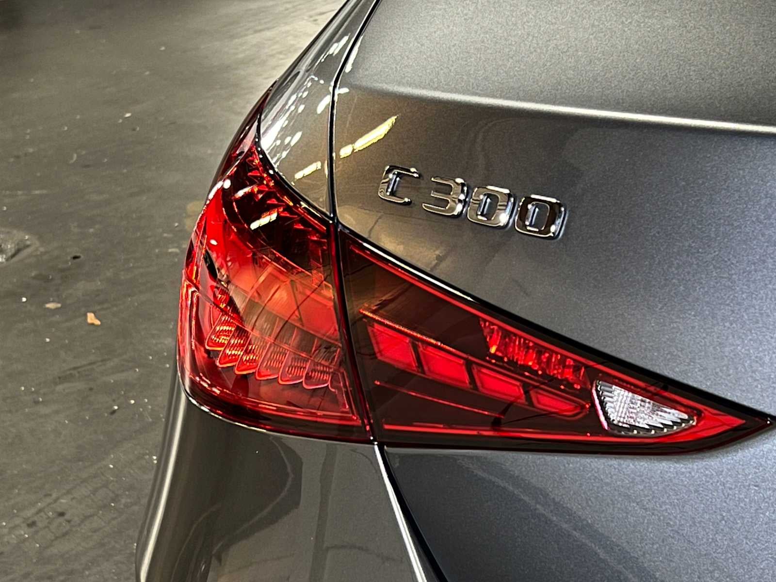 2025 Mercedes-Benz C 300 C 300