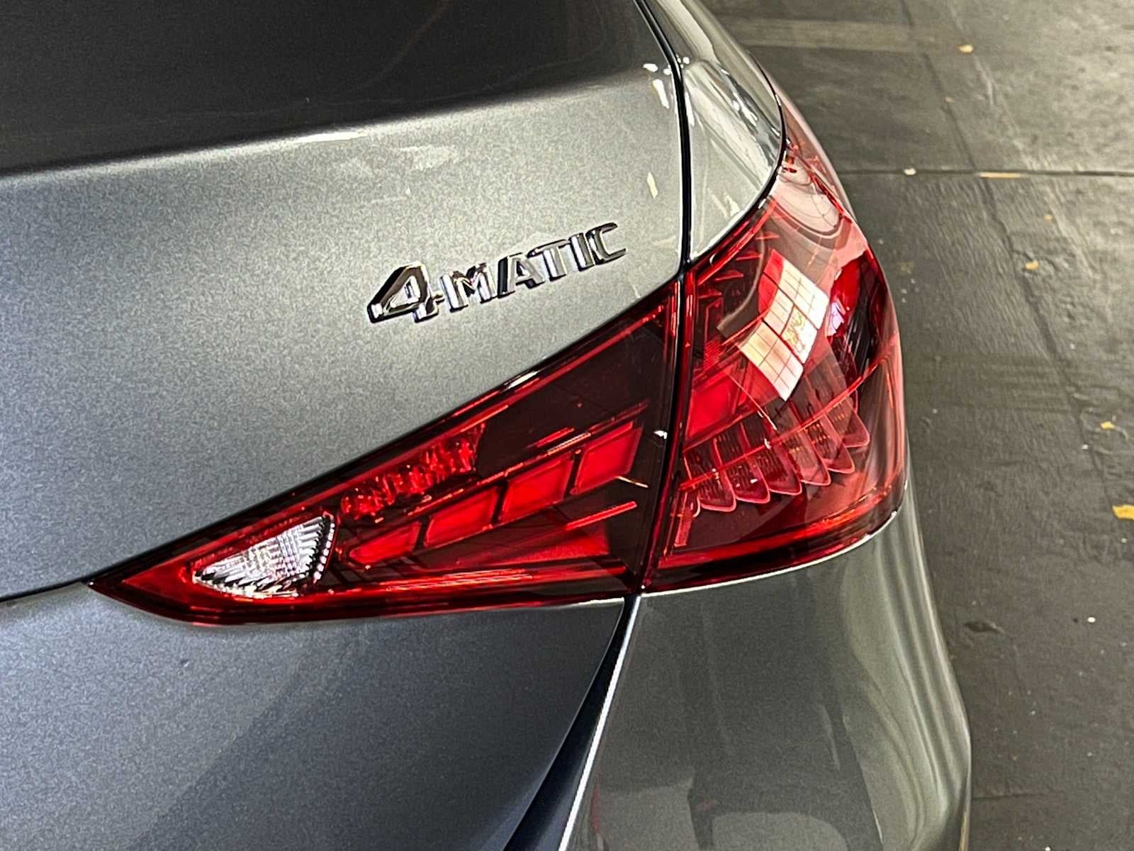 2025 Mercedes-Benz C 300 C 300