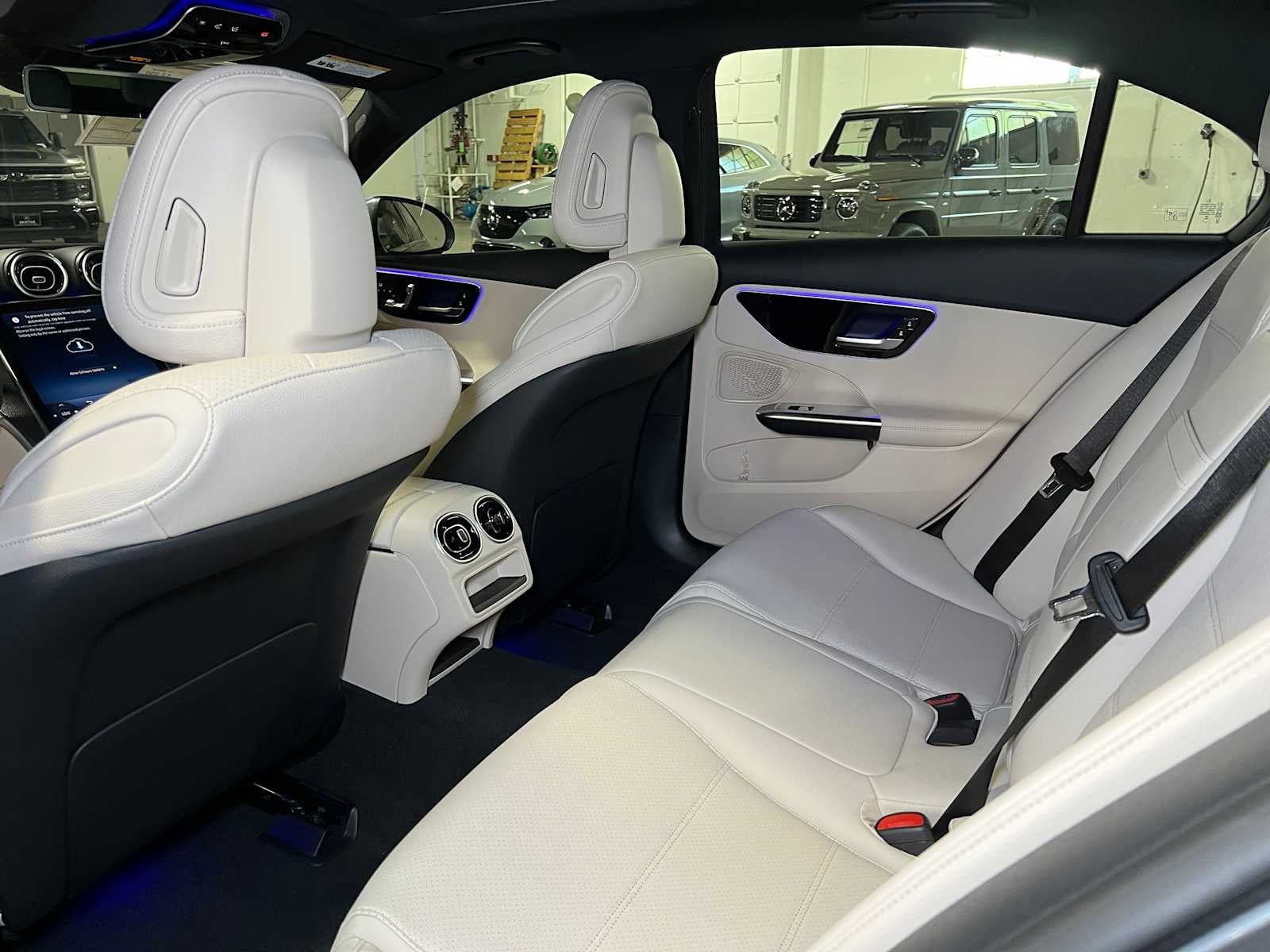 2025 Mercedes-Benz C 300 C 300