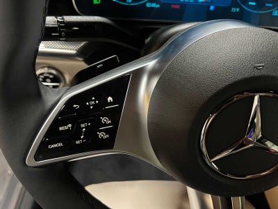 2025 Mercedes-Benz C 300 C 300