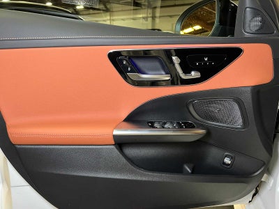 2025 Mercedes-Benz C 300 C 300