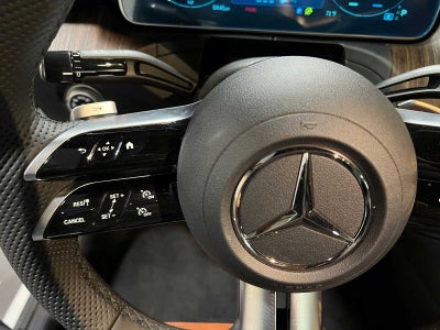 2025 Mercedes-Benz C 300 C 300