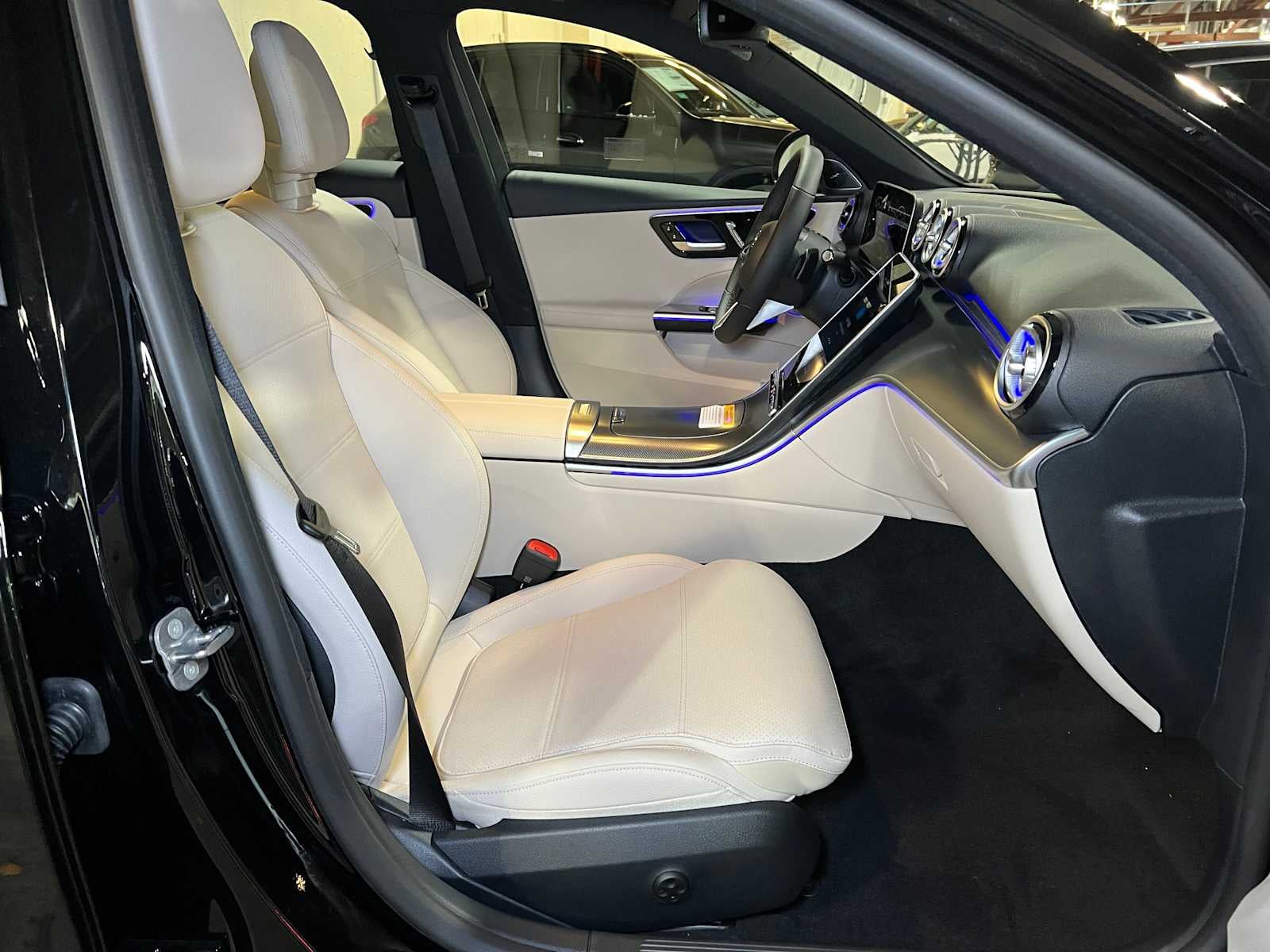 2025 Mercedes-Benz C 300 C 300