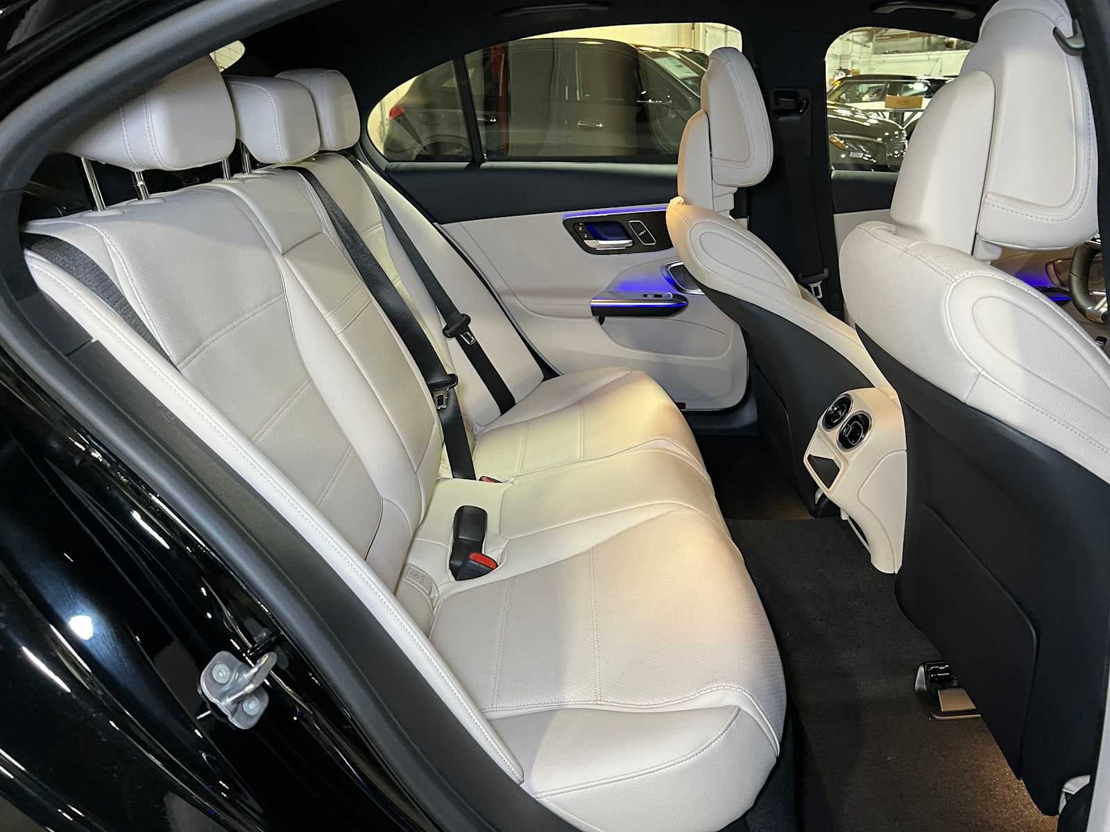 2025 Mercedes-Benz C 300 C 300