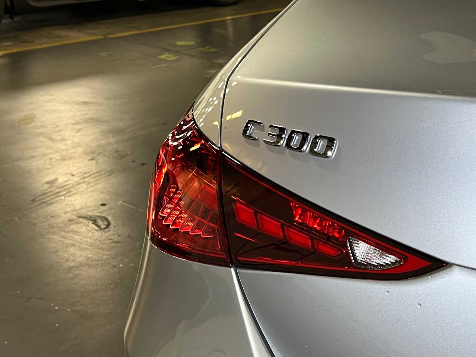 2025 Mercedes-Benz C 300 C 300