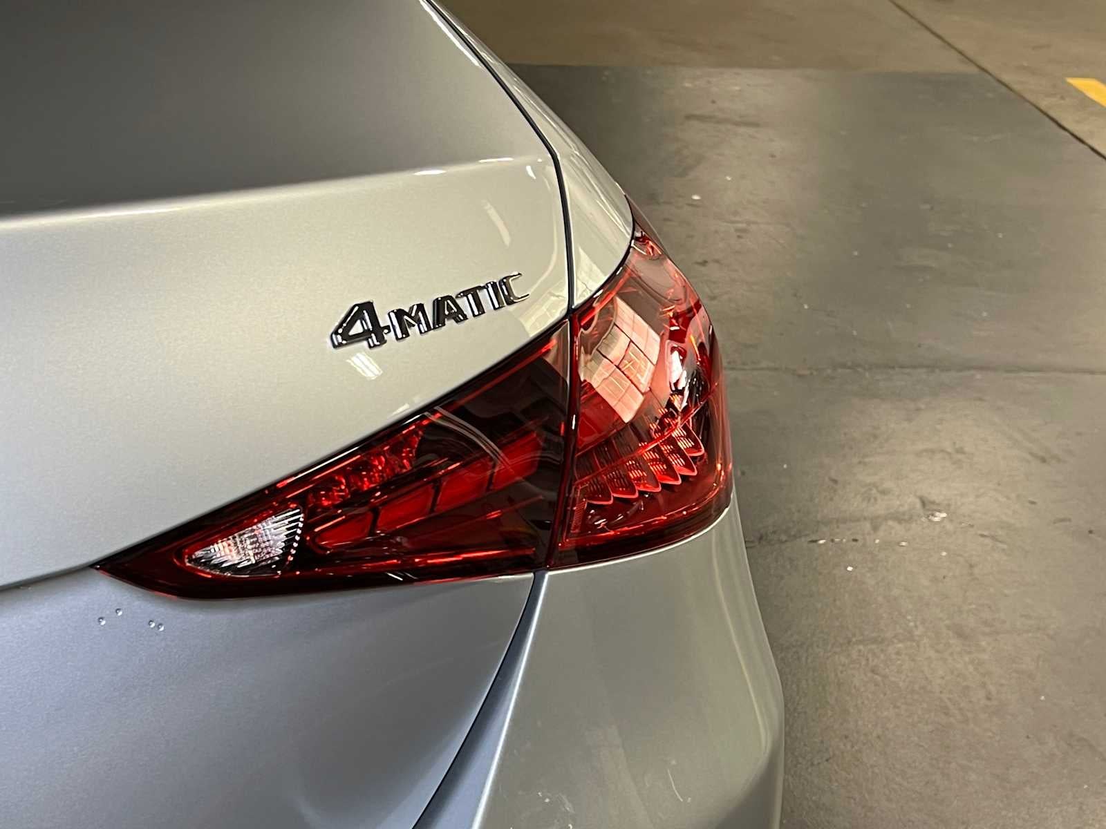 2025 Mercedes-Benz C 300 C 300