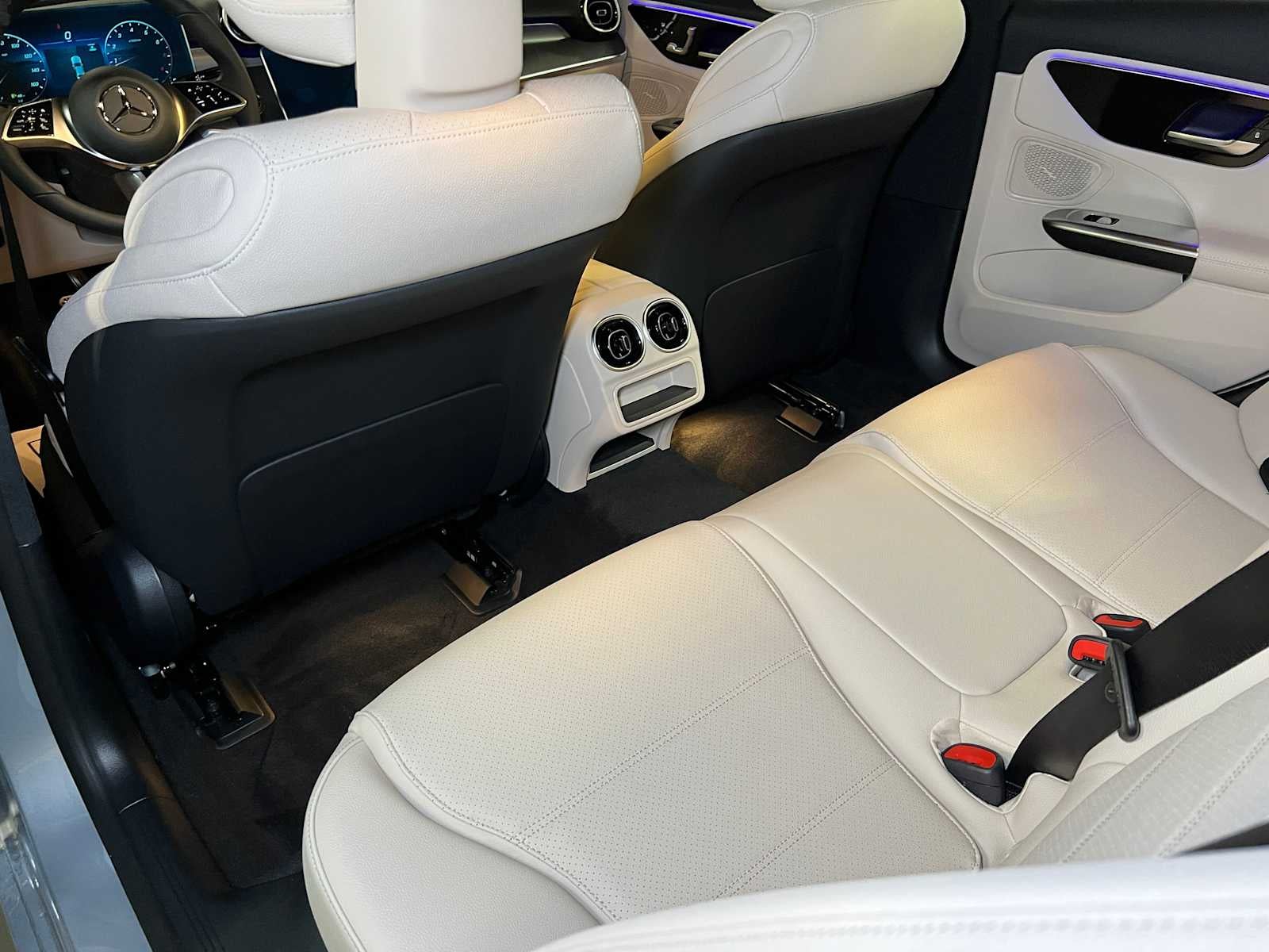 2025 Mercedes-Benz C 300 C 300