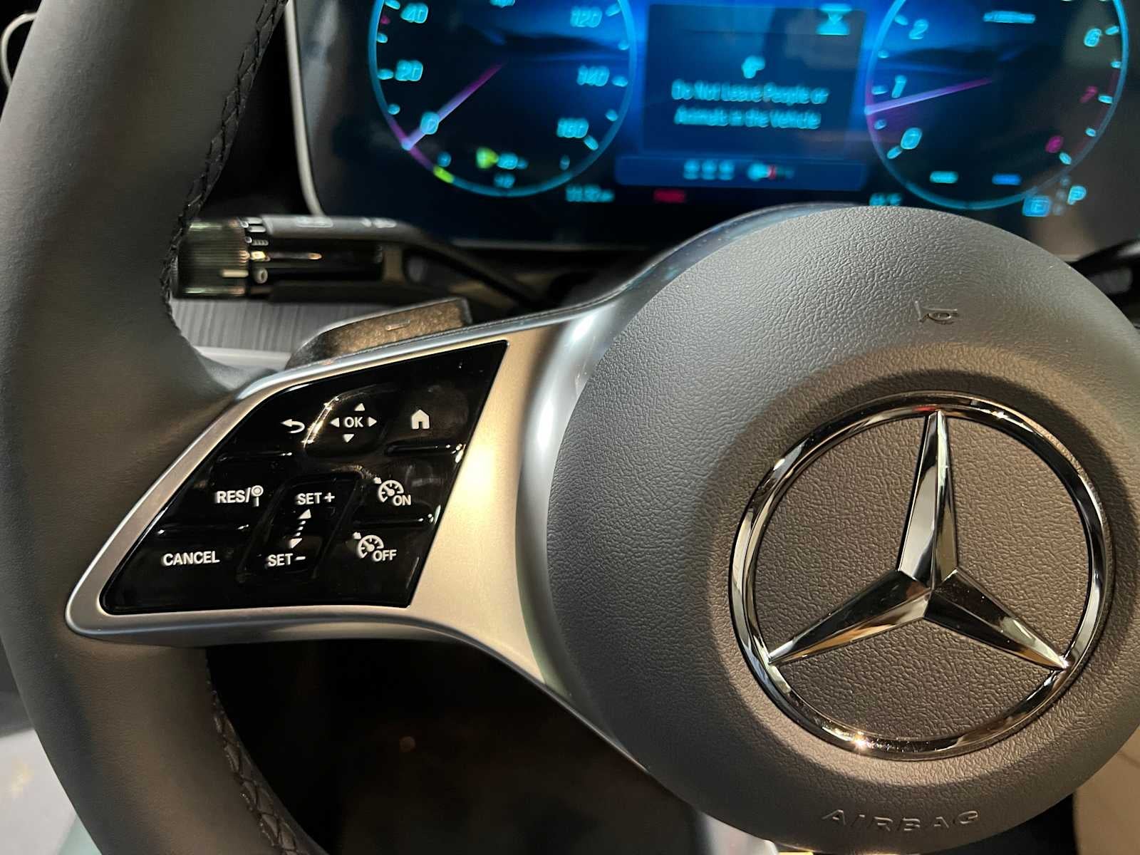 2025 Mercedes-Benz C 300 C 300