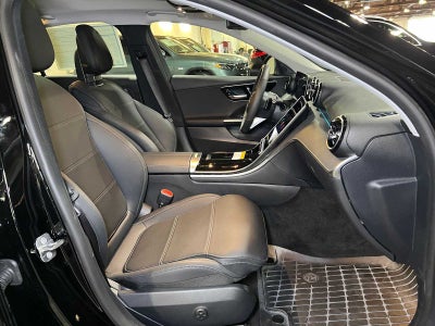 2026 Mercedes-Benz C 300 4MATIC® Sedan