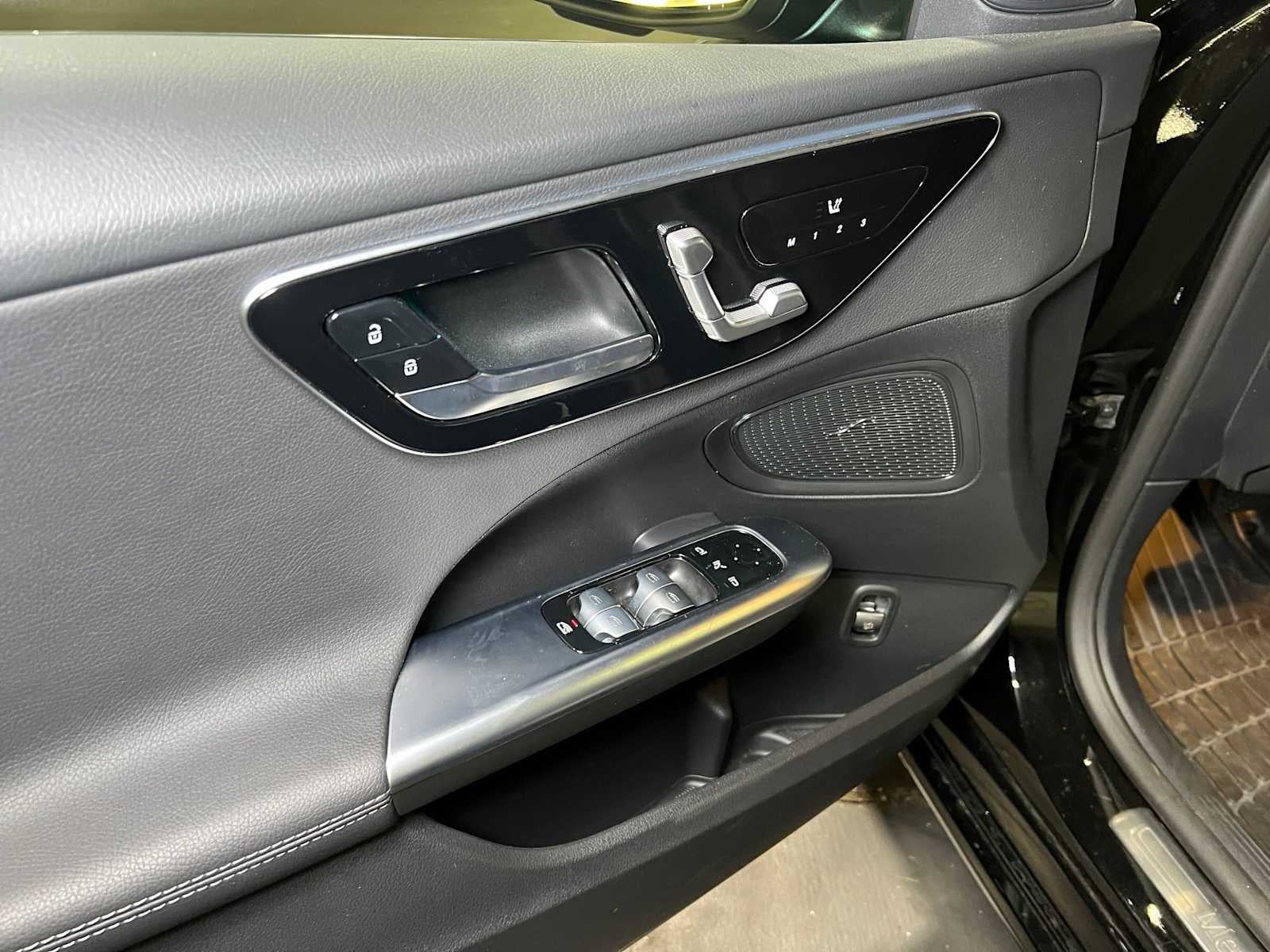 2026 Mercedes-Benz C 300 4MATIC® Sedan