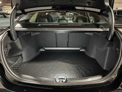 2025 Mercedes-Benz C 300 C 300