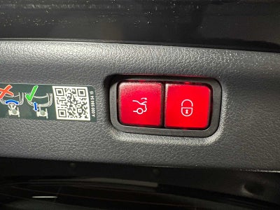 2025 Mercedes-Benz C 300 C 300