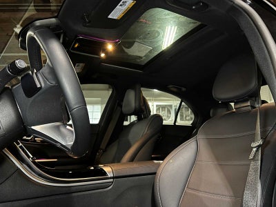 2025 Mercedes-Benz C 300 C 300