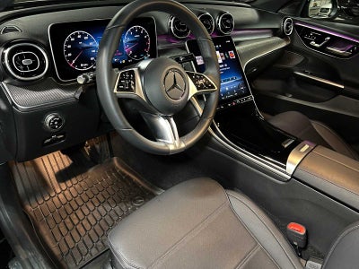 2025 Mercedes-Benz C 300 C 300