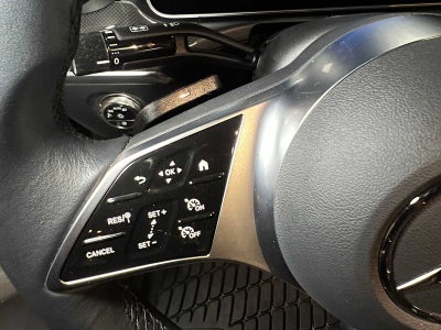 2025 Mercedes-Benz C 300 C 300