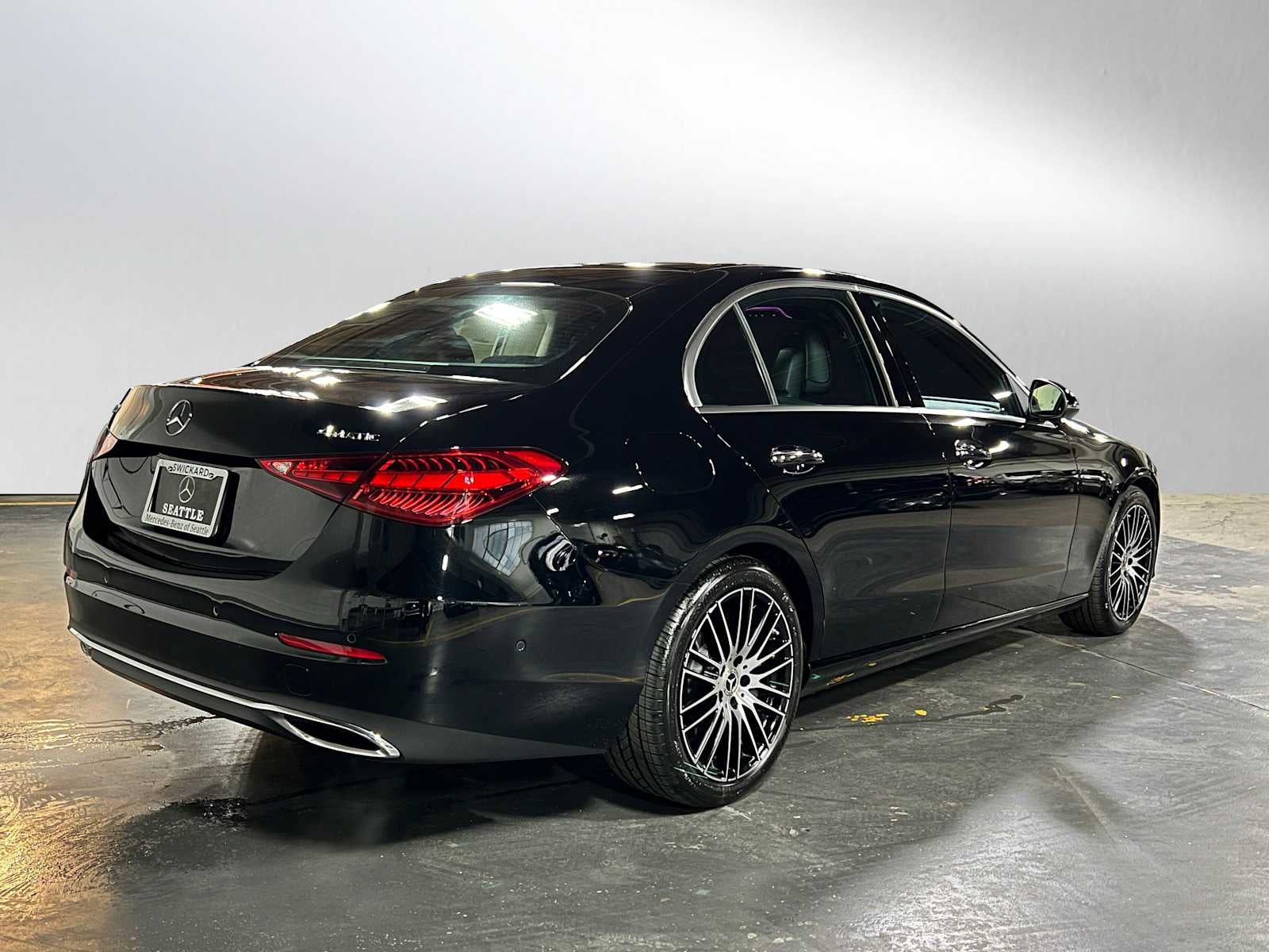 2025 Mercedes-Benz C 300 C 300