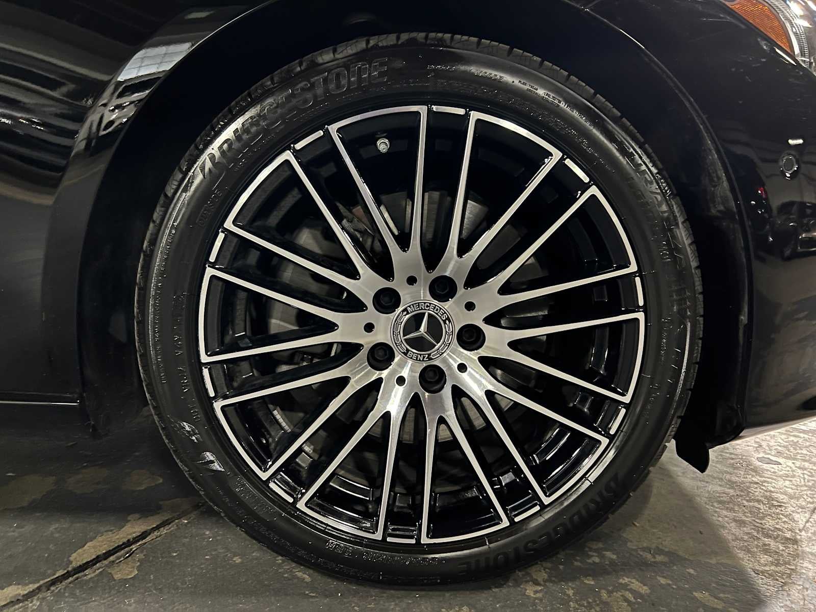 2025 Mercedes-Benz C 300 C 300