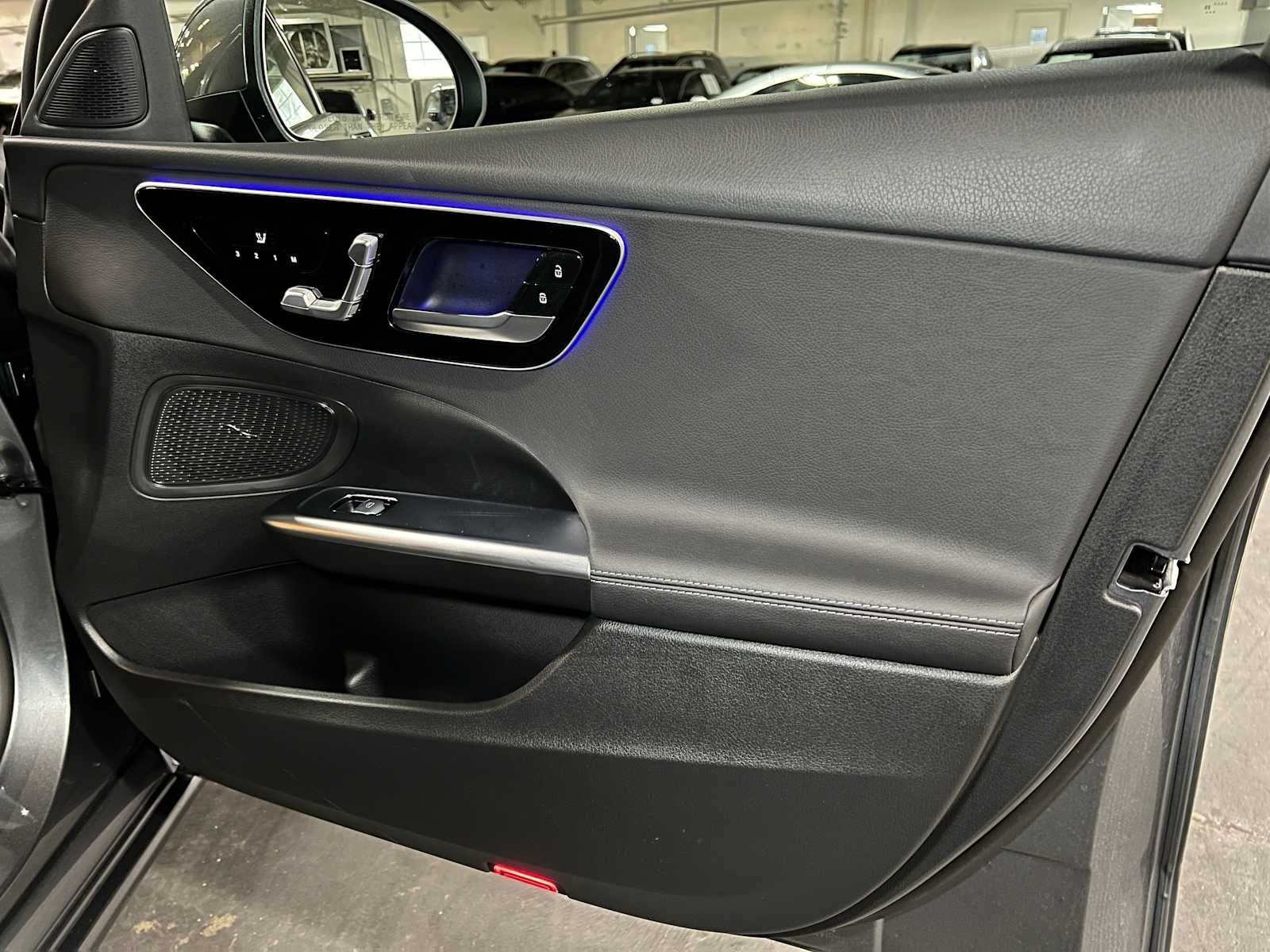 2025 Mercedes-Benz C 300 C 300