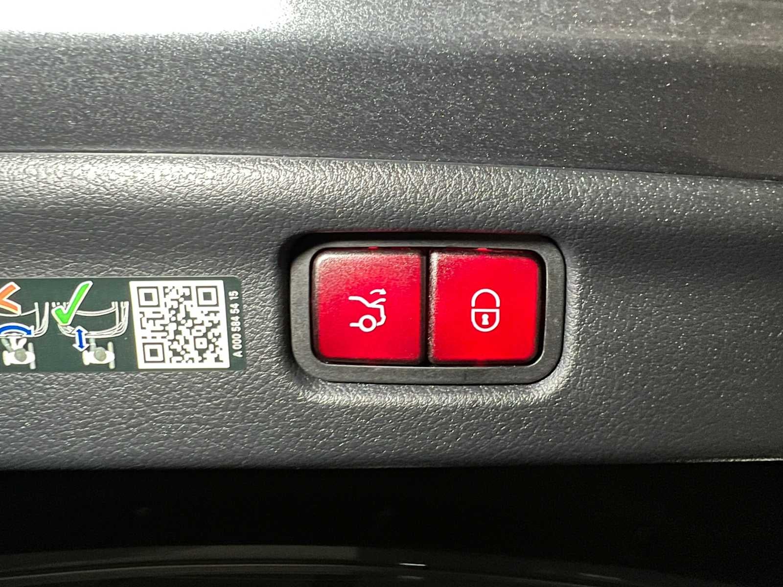 2025 Mercedes-Benz C 300 C 300