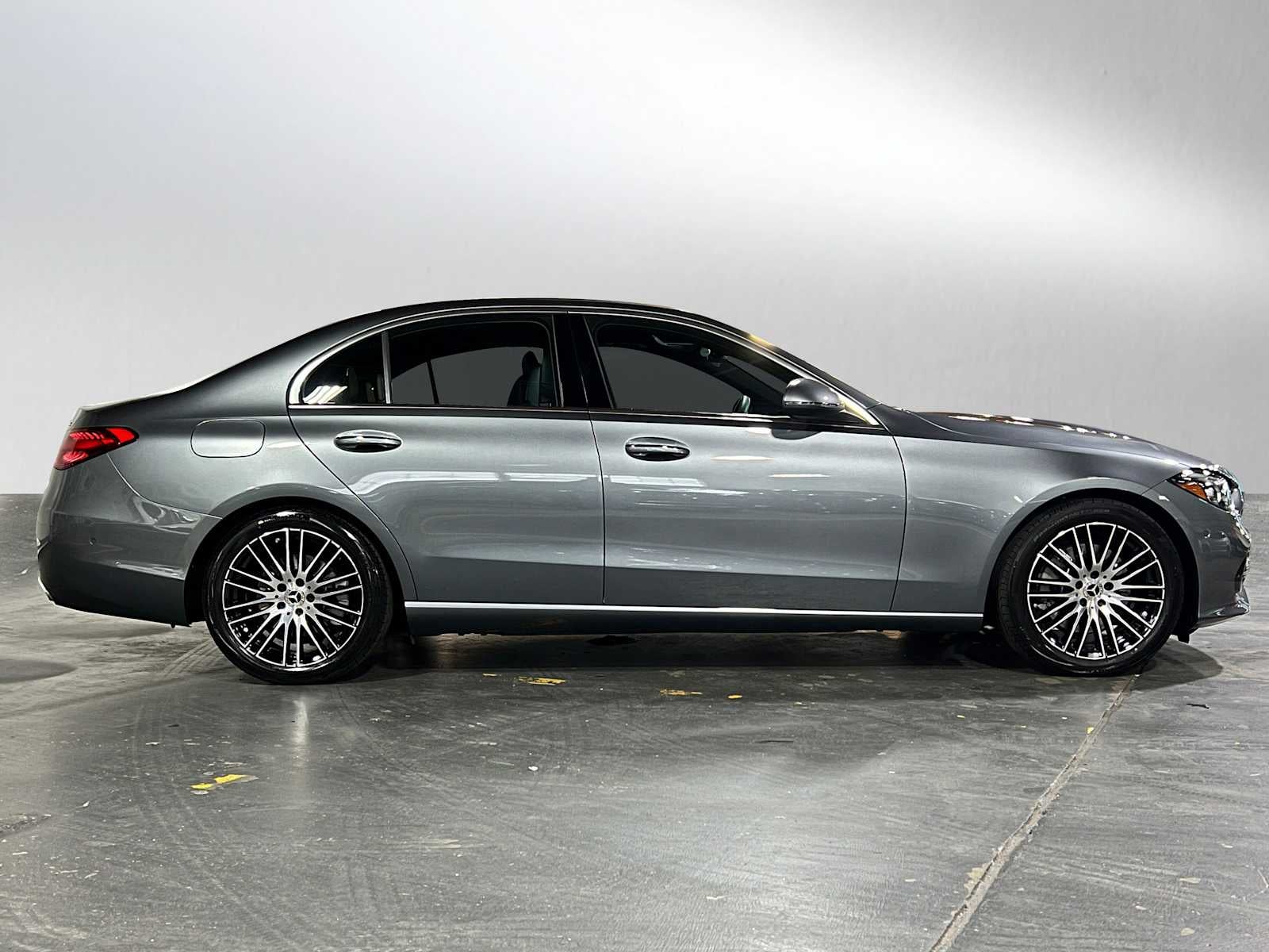 2025 Mercedes-Benz C 300 C 300