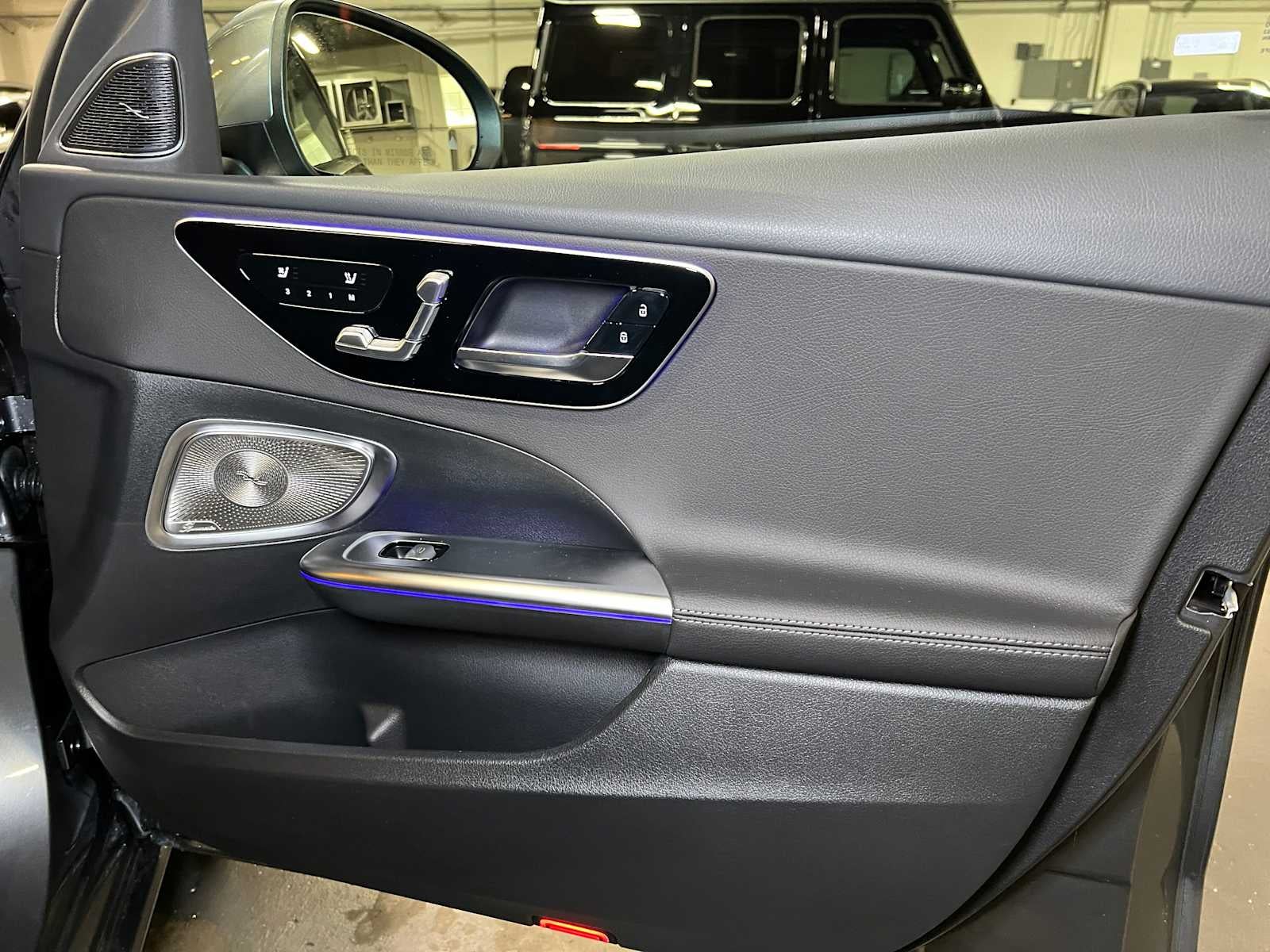 2025 Mercedes-Benz C 300 C 300