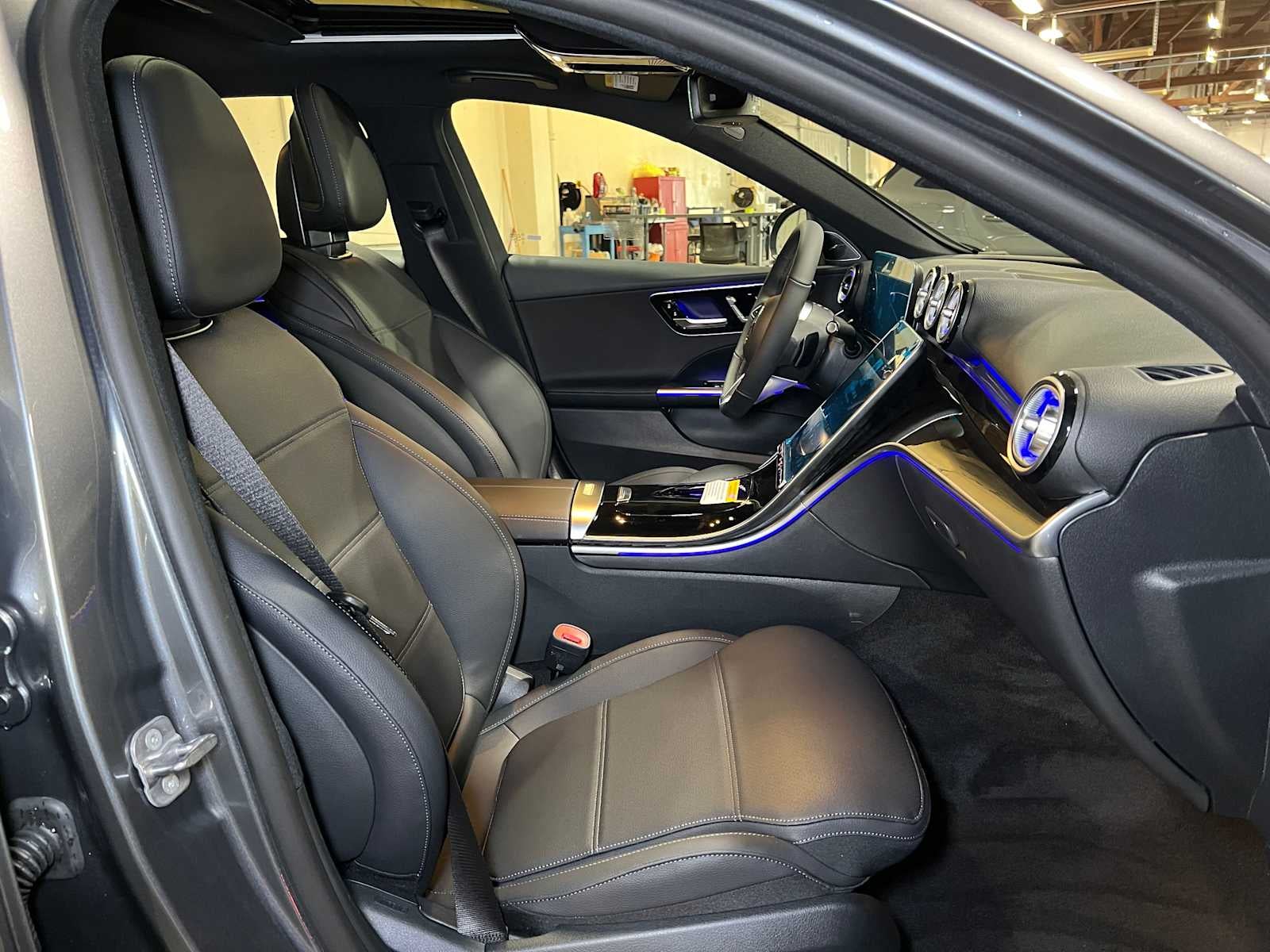 2025 Mercedes-Benz C 300 C 300