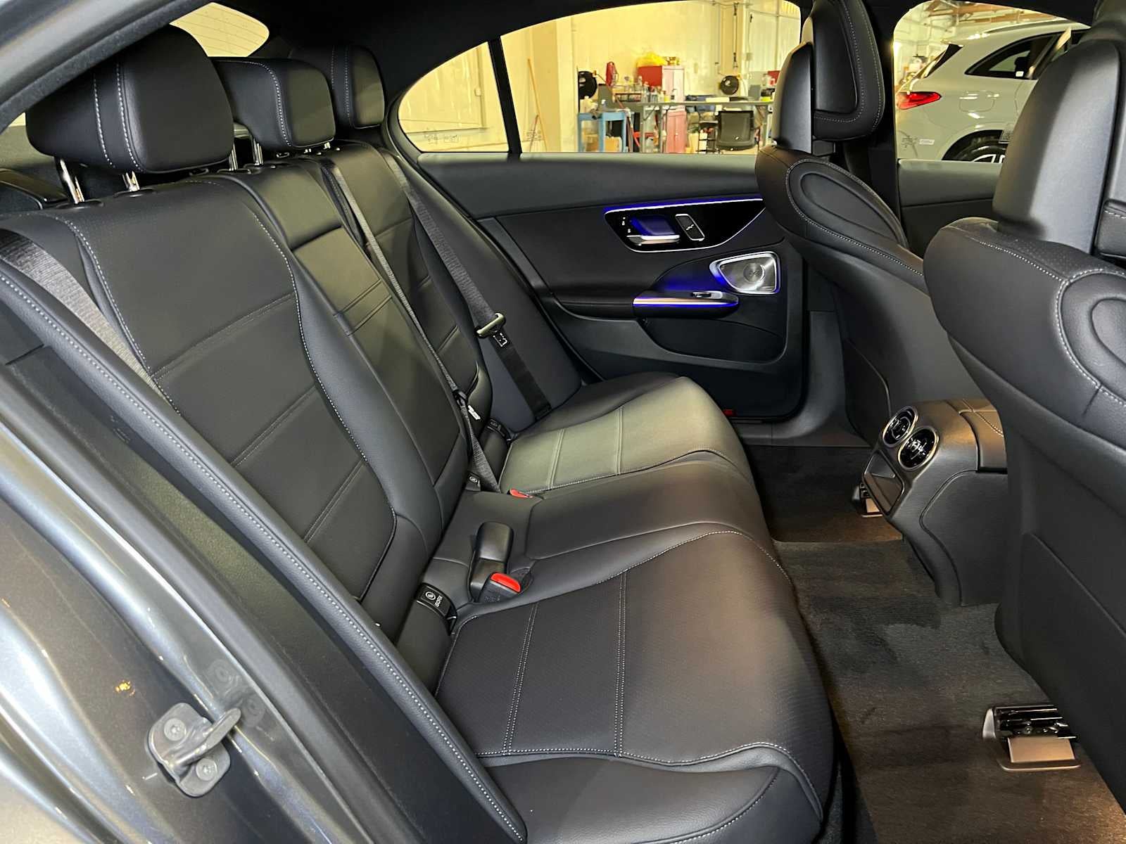 2025 Mercedes-Benz C 300 C 300