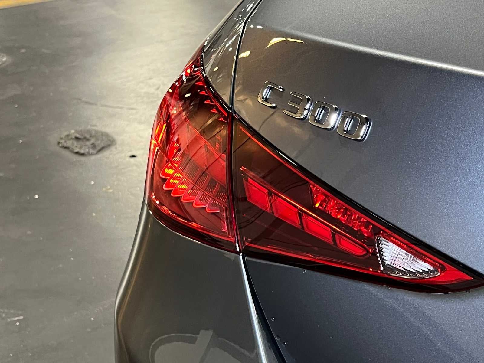 2025 Mercedes-Benz C 300 C 300