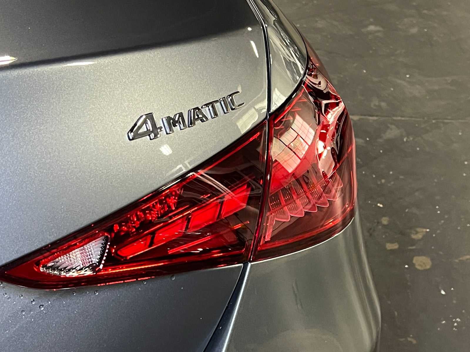 2025 Mercedes-Benz C 300 C 300