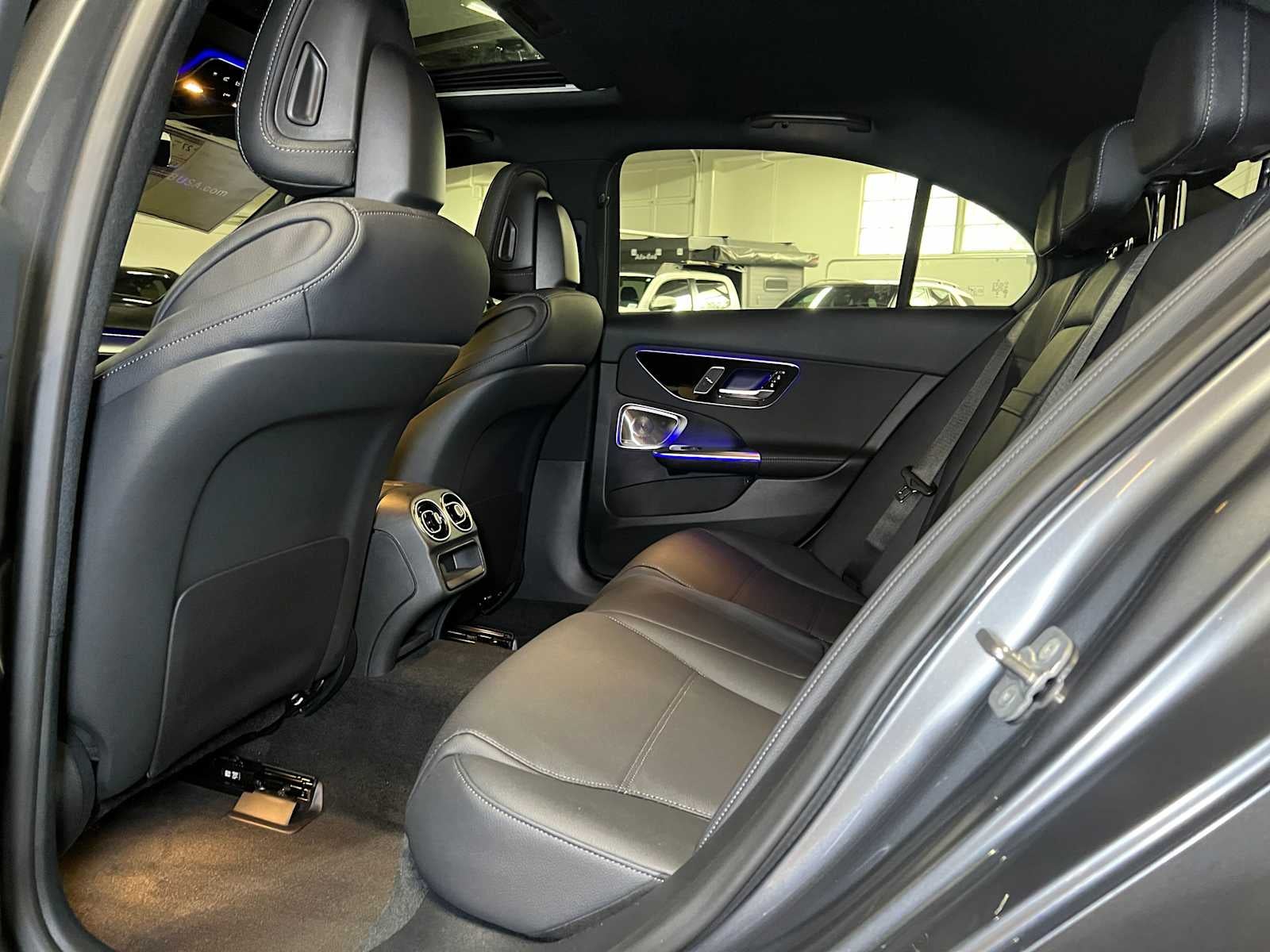 2025 Mercedes-Benz C 300 C 300