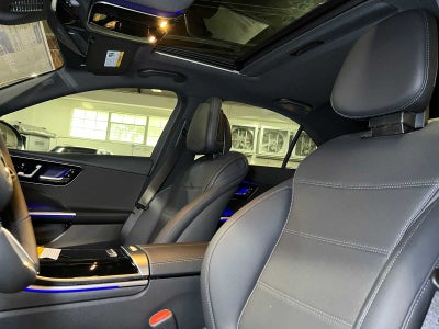 2025 Mercedes-Benz C 300 C 300