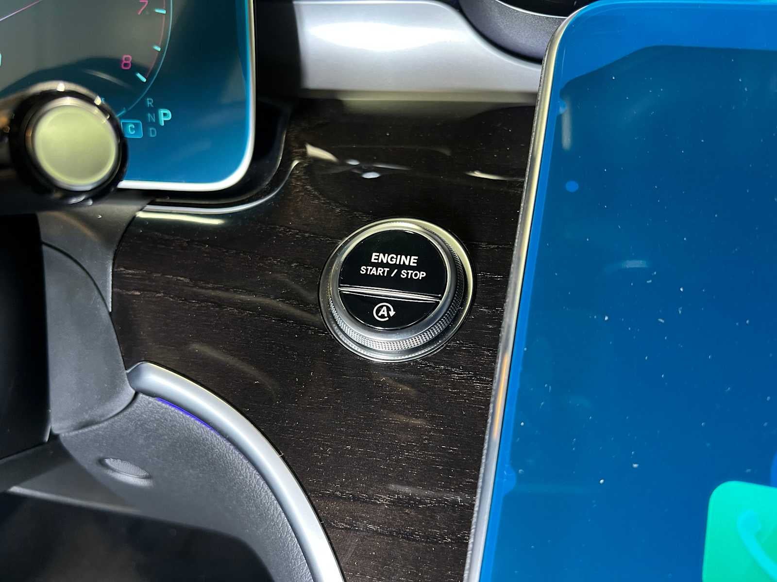 2025 Mercedes-Benz C 300 C 300