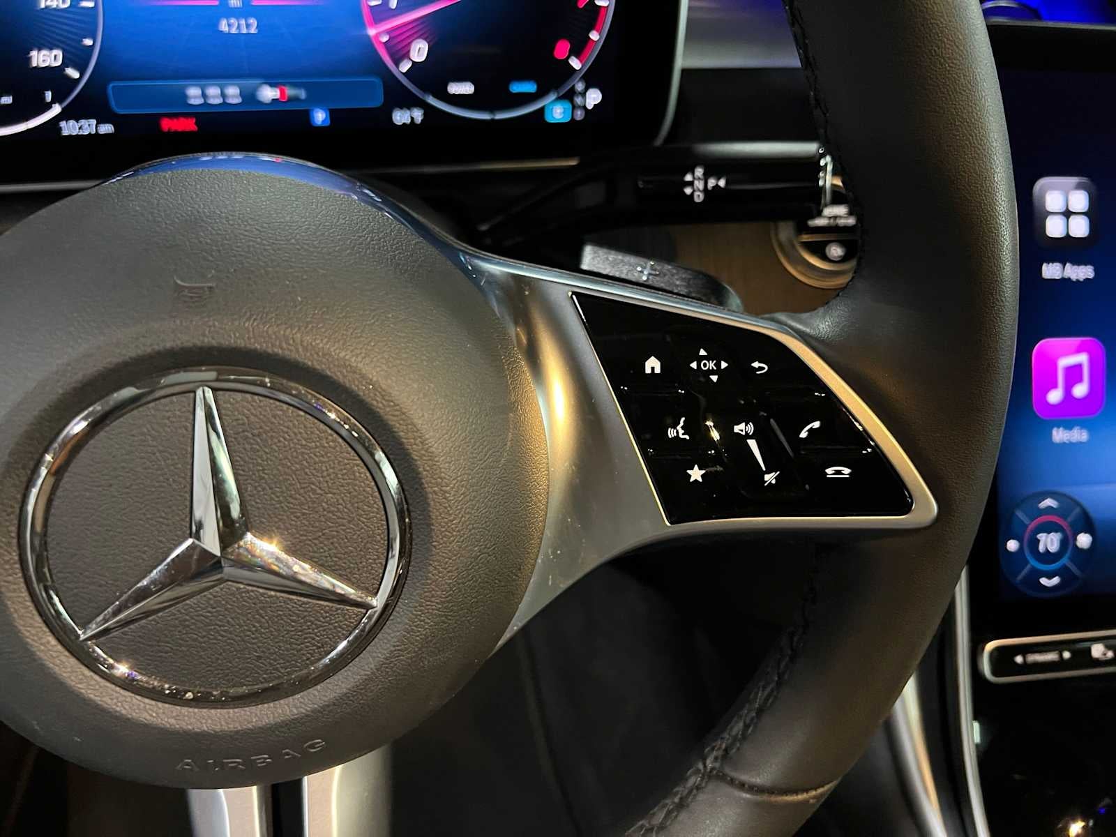 2026 Mercedes-Benz C 300 4MATIC® Sedan