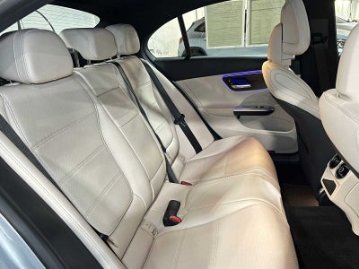 2025 Mercedes-Benz C 300 C 300