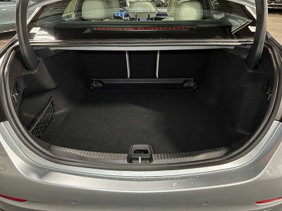 2025 Mercedes-Benz C 300 C 300