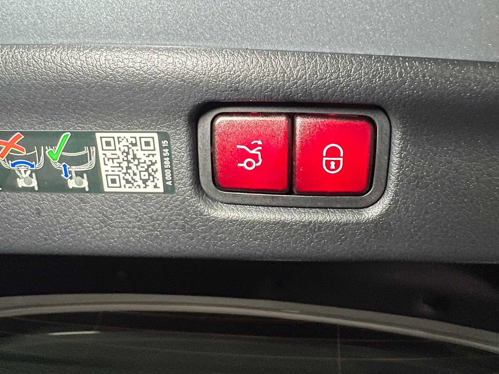 2025 Mercedes-Benz C 300 C 300