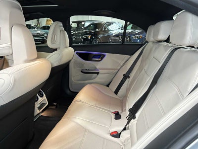 2025 Mercedes-Benz C 300 C 300
