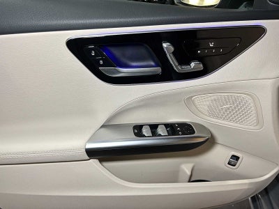 2025 Mercedes-Benz C 300 C 300