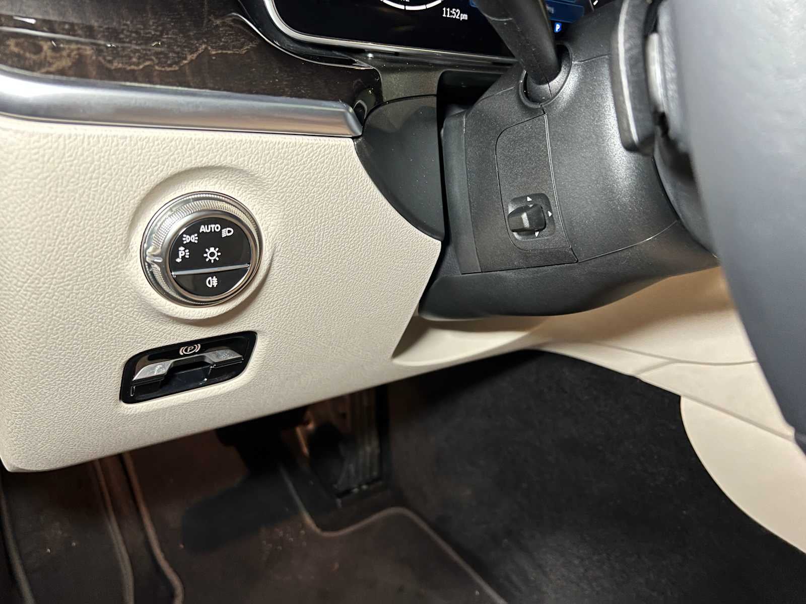 2025 Mercedes-Benz C 300 C 300