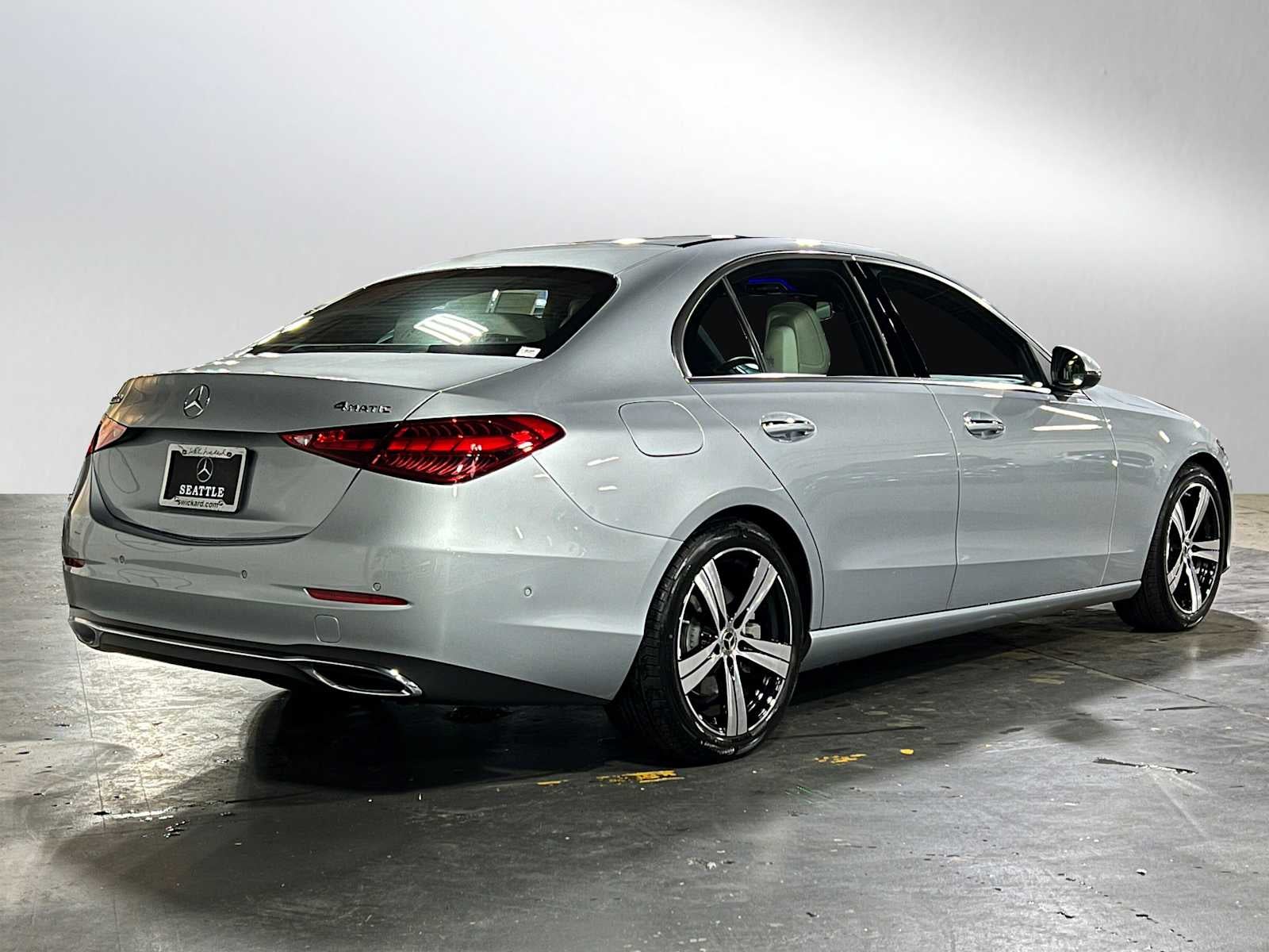 2025 Mercedes-Benz C 300 C 300