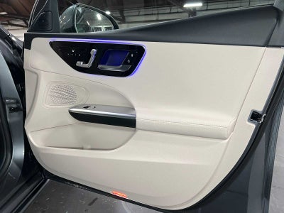 2025 Mercedes-Benz C 300 C 300