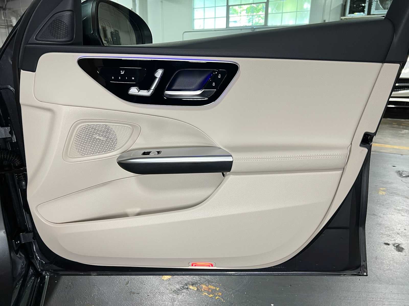 2025 Mercedes-Benz C 300 C 300