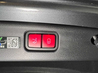 2025 Mercedes-Benz C 300 C 300